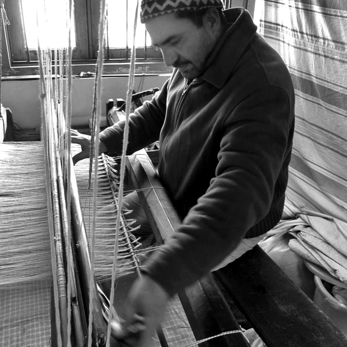 bw-weaving-2